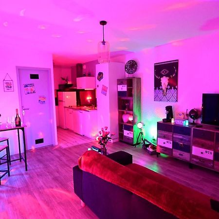 Luxe Sauna Privatif Et Grand Bain Jacuzzi A Deux A Biscarosse Plage Pour Nuit Romantique Avec Decoration Led Et Bougies 比斯卡罗斯 外观 照片