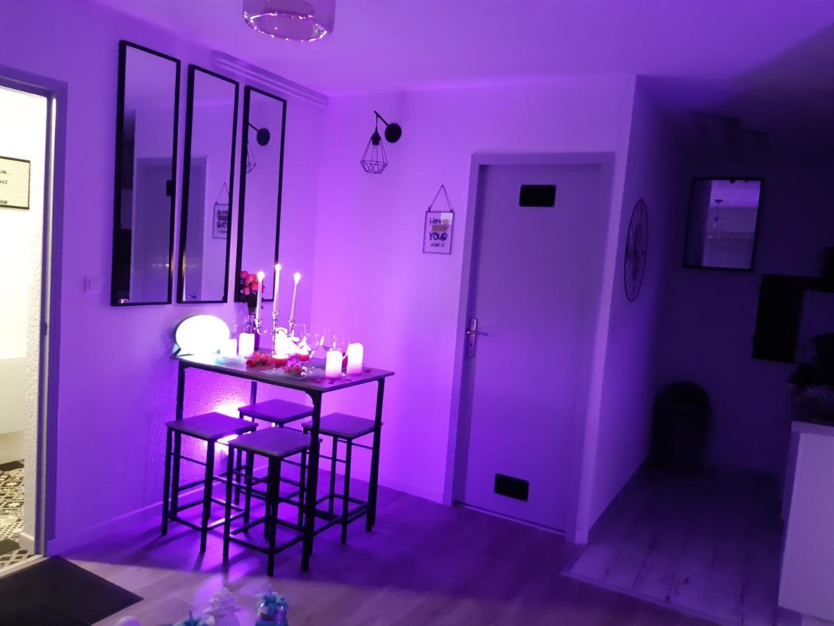 Luxe Sauna Privatif Et Grand Bain Jacuzzi A Deux A Biscarosse Plage Pour Nuit Romantique Avec Decoration Led Et Bougies 比斯卡罗斯 外观 照片