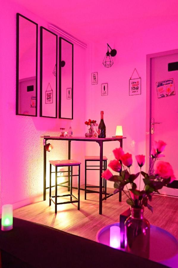 Luxe Sauna Privatif Et Grand Bain Jacuzzi A Deux A Biscarosse Plage Pour Nuit Romantique Avec Decoration Led Et Bougies 比斯卡罗斯 外观 照片
