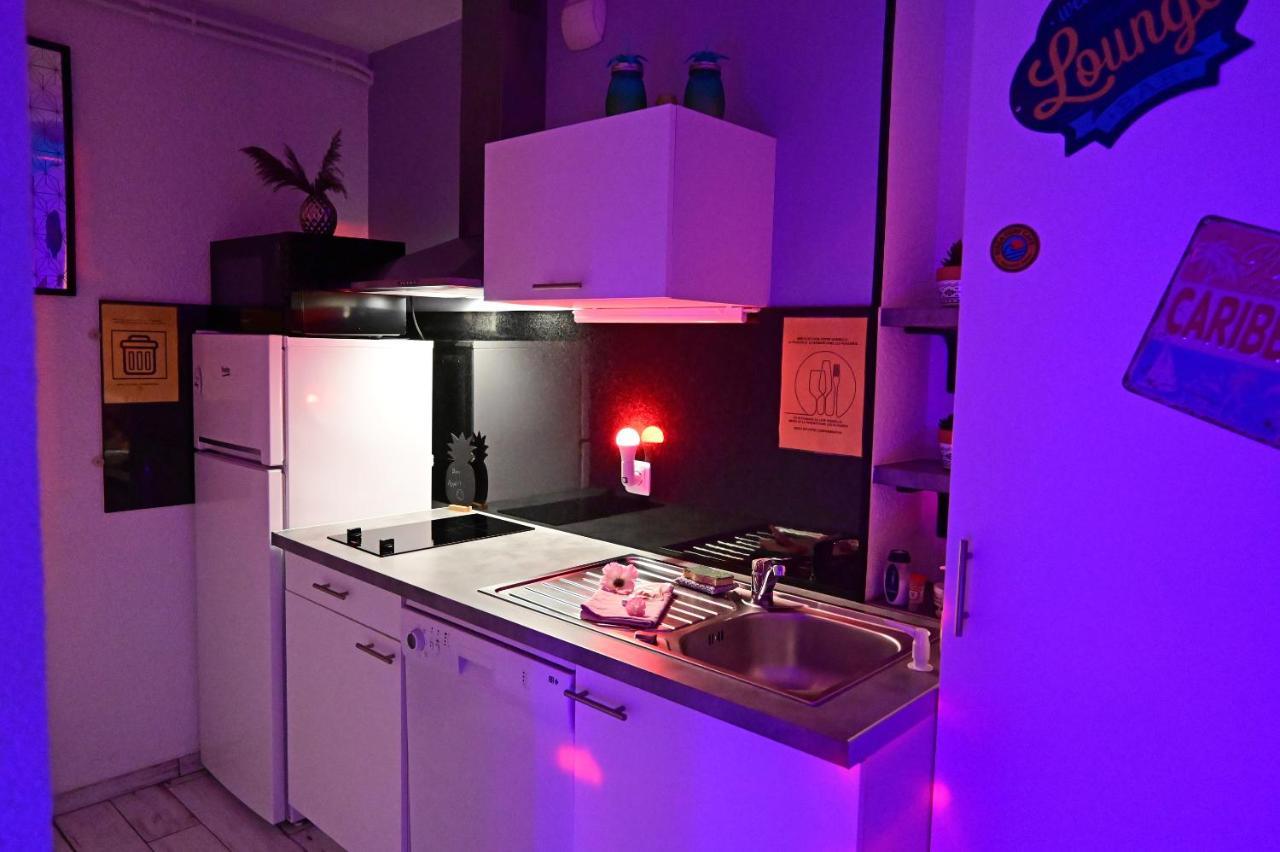 Luxe Sauna Privatif Et Grand Bain Jacuzzi A Deux A Biscarosse Plage Pour Nuit Romantique Avec Decoration Led Et Bougies 比斯卡罗斯 外观 照片